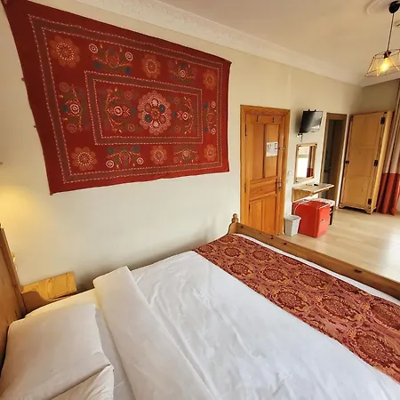 Masif House 4*