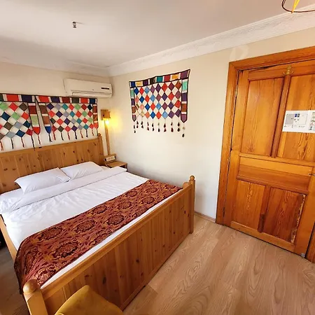 فندق مبيت وإفطار Masif House 4*