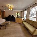 Bed & Breakfast Masif House 4*