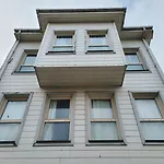 Masif House Bed & Breakfast 4*