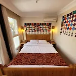 Bed & Breakfast Masif House 4*