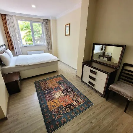 Oda ve Kahvaltı Masif House