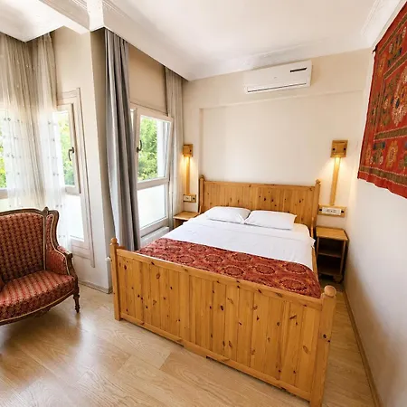 Bed & Breakfast Masif House 4*