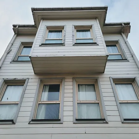 Masif House ベッド・アンド・ブレックファスト 4*
