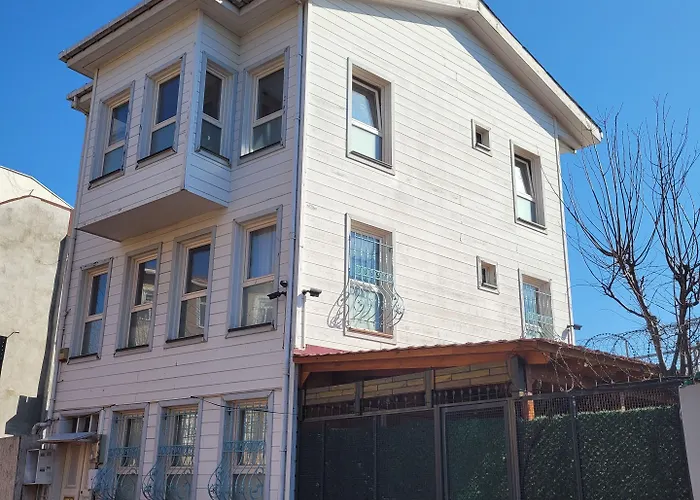 Oda ve Kahvaltı Masif House